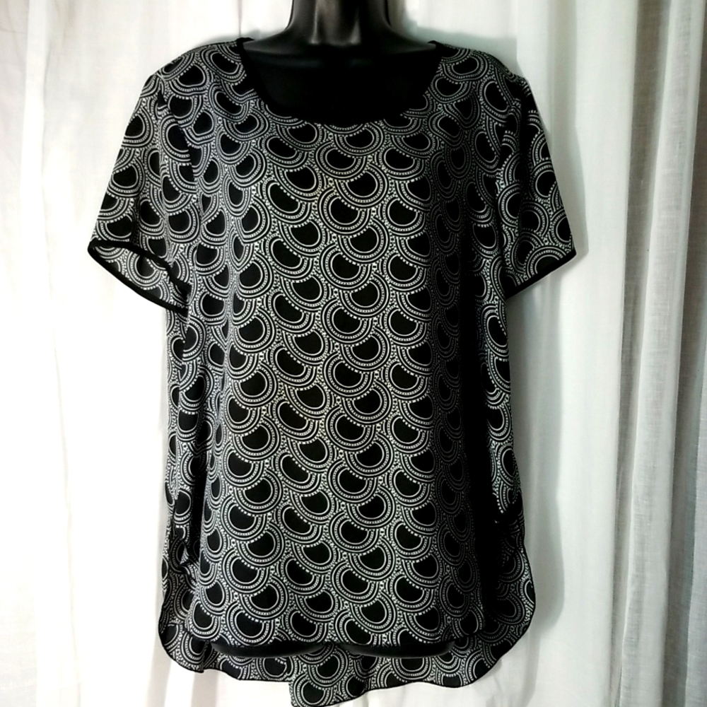 2FOR$15 -- XL "Spence" short sleeved blouse